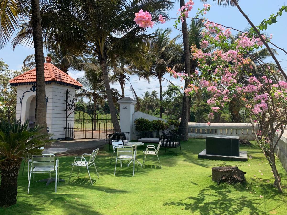 Chalet Saffron Goa Benaulim Exterior foto